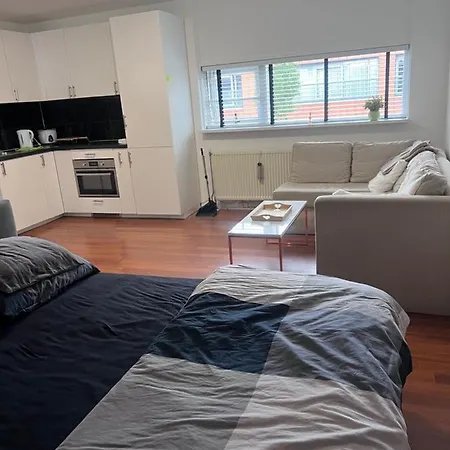 Family Studio-barendrecht Pansiyon *