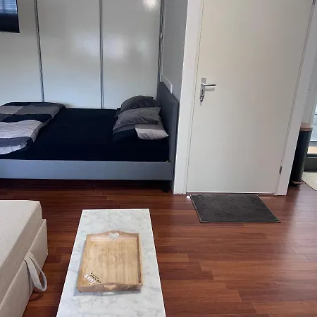 Family Studio-barendrecht Pansiyon *